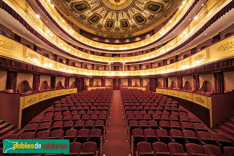 Girona - Teatre Municipal (Foto: <i>Teatre Municipal</i>, 2010) Girona - Teatre Municipal