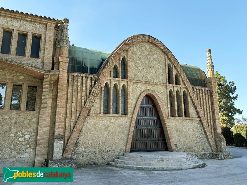 Sant Sadurní d'Anoia - Caves Codorníu. Pavelló d'Expedicions