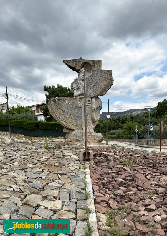 Bigues i Riells del Fai - Monument d'homenatge als talladors