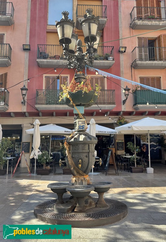 Cambrils - Plaça de la Vila (Foto: Albert Esteves, 2024) Cambrils - Plaça de la Vila