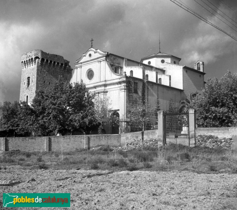 Cambrils - Santuari de Santa Maria del Camí (Foto: <i>Família Cuyàs 1956 -ICGC-</i>, 1956) Cambrils - Santuari de Santa Maria del Camí