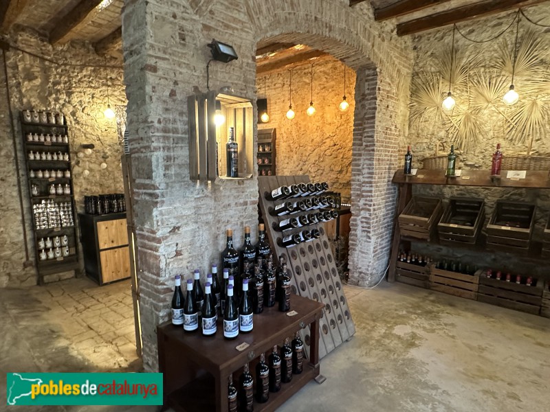 Cambrils - Parc Samà. Museu del Vermut Yzaguirre (Foto: Albert Esteves, 2024) Cambrils - Parc Samà. Museu del Vermut Yzaguirre