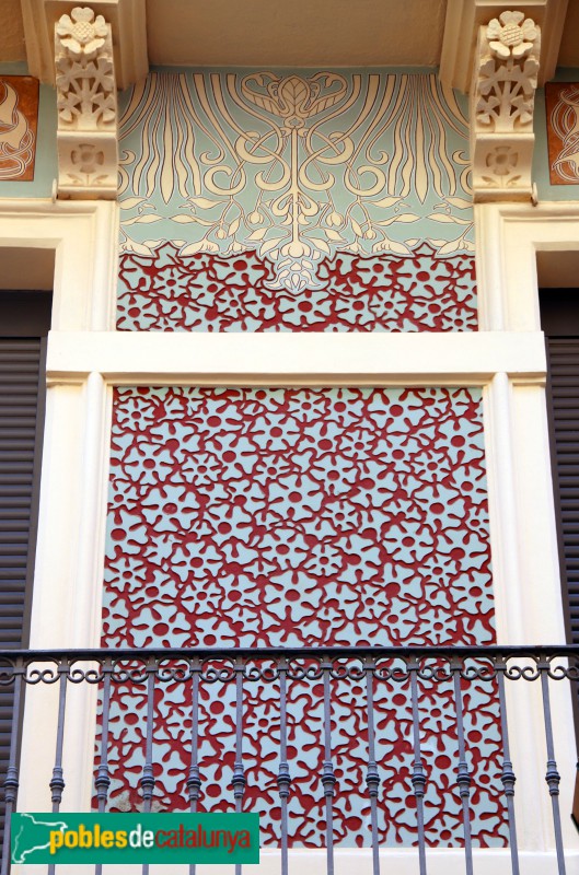 Reus - Carrer Monterols, 30 (Cal Codina) (Foto: Albert Esteves, 2024) Reus - Carrer Monterols, 30 (Cal Codina)