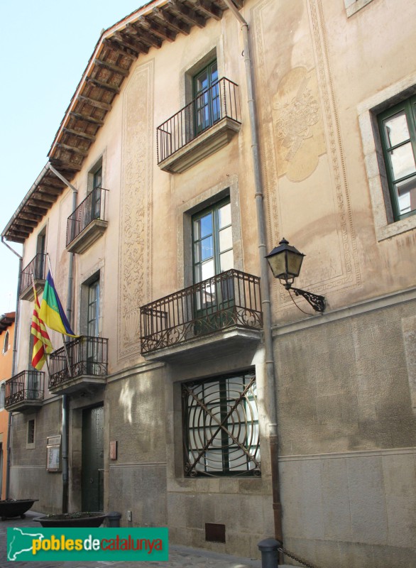 Anglès - Can Cendra (Foto: Albert Esteves, 2012) Anglès - Can Cendra