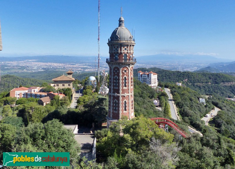 Barcelona - Torre de les Aigües del Tibidabo (o de Dosrius) (Foto: Graciel·la Vidal, 2024) Barcelona - Torre de les Aigües del Tibidabo (o de Dosrius)