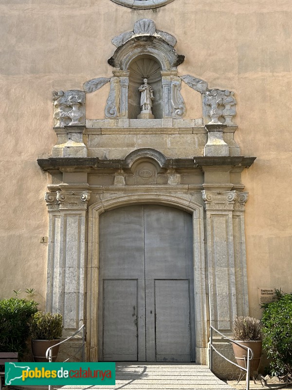 Vilobí d'Onyar - Església de Sant Esteve (Foto: Albert Esteves, 2024) Vilobí d'Onyar - Església de Sant Esteve