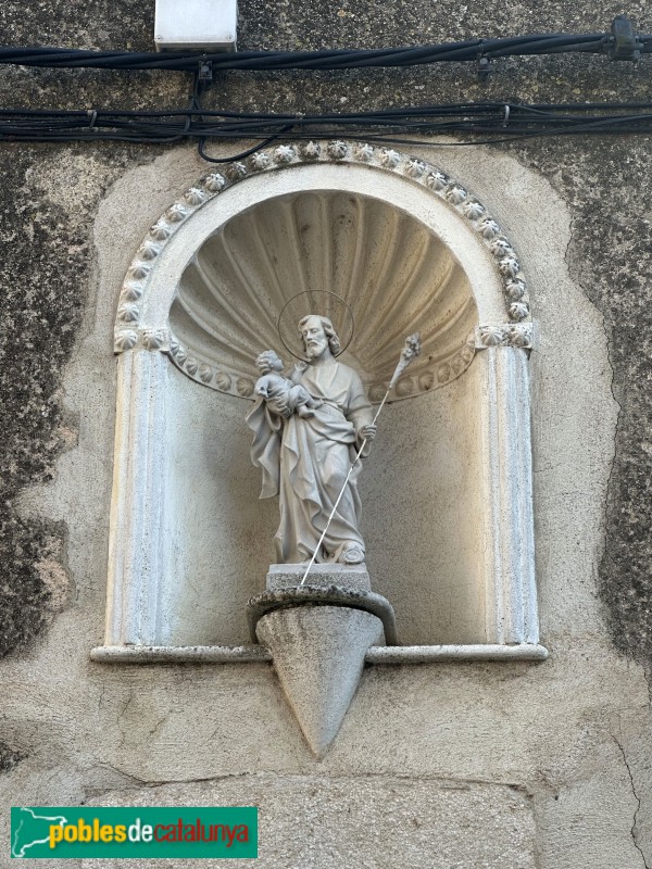 Vilobí d'Onyar - Església de Sant Esteve (Foto: Albert Esteves, 2024) Vilobí d'Onyar - Església de Sant Esteve