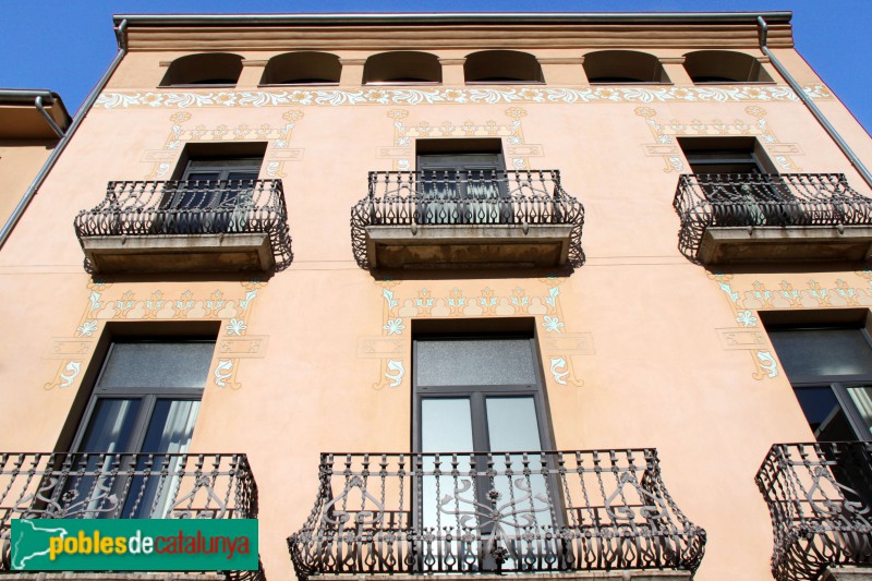 Santa Coloma de Farners - Ca l'Oller (Foto: Albert Esteves, 2011) Santa Coloma de Farners - Ca l'Oller