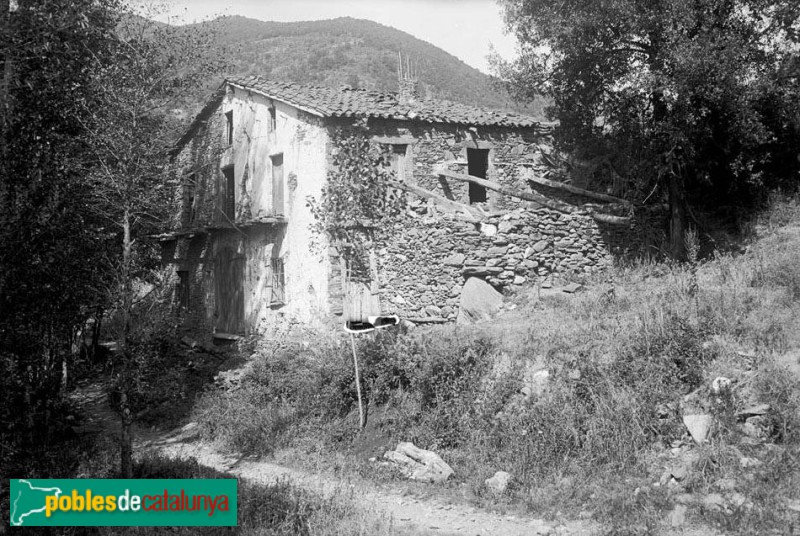 Arbúcies - Molí de les Pipes (Foto: <i>Josep M. Armengol -Arxiu Fotogràfic Centre Excursionista de Catalunya-</i>, 1899-1915) Arbúcies - Molí de les Pipes