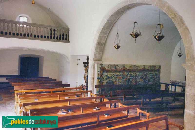 Quart - Església de Sant Sadurní de Palol. Interior (Foto: <i>Jordi Contijoch -calaix.gencat.cat-</i>, 1995) Quart - Església de Sant Sadurní de Palol. Interior