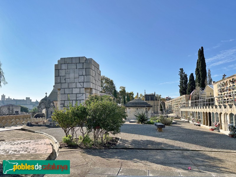 Tarragona - Cementiri. Panteó Lluís Bonet