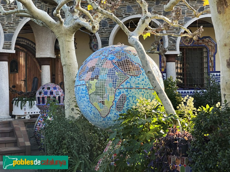 La Roca del Vallès - Torre Rodona (Foto: Albert Esteves, 2023) La Roca del Vallès - Torre Rodona