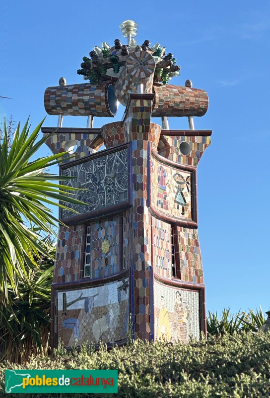 La Roca del Vallès - Torre Rodona (Foto: Albert Esteves, 2023) La Roca del Vallès - Torre Rodona