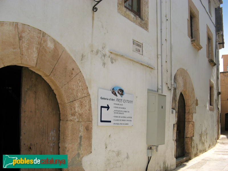 Altafulla - La Vila Closa (Foto: Albert Esteves, 2007) Altafulla - La Vila Closa