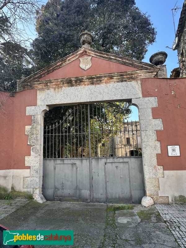 Salt - Can Mut (Foto: Albert Esteves, 2024) Salt - Can Mut