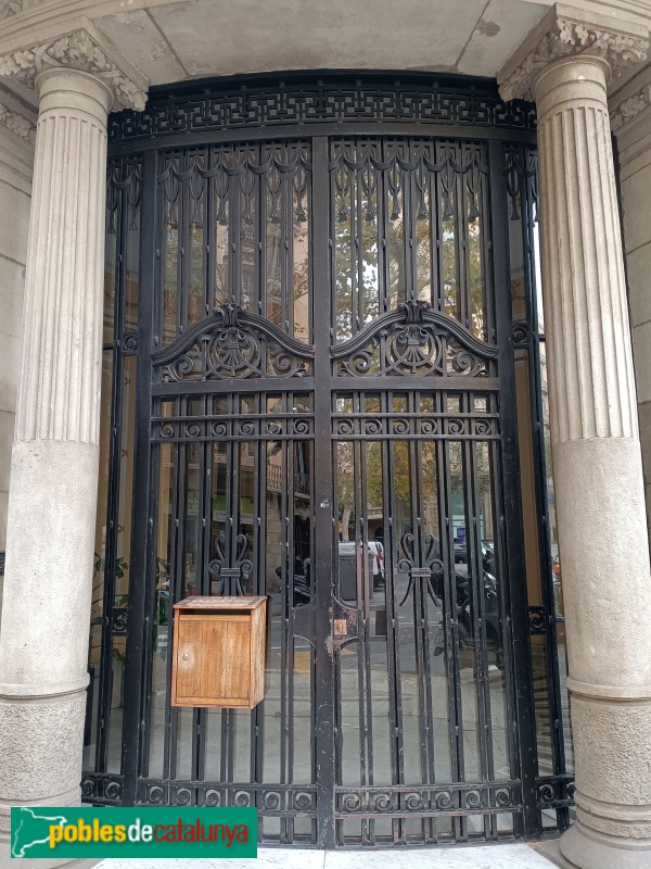 Barcelona - Roger de Llúria, 119-121