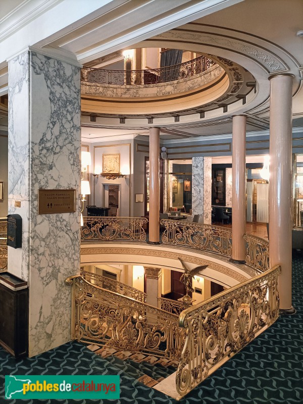 Barcelona - Hotel Avenida Palace (Gran Via, 605-607) (Foto: Anna Corcoll, 2024) Barcelona - Hotel Avenida Palace (Gran Via, 605-607)