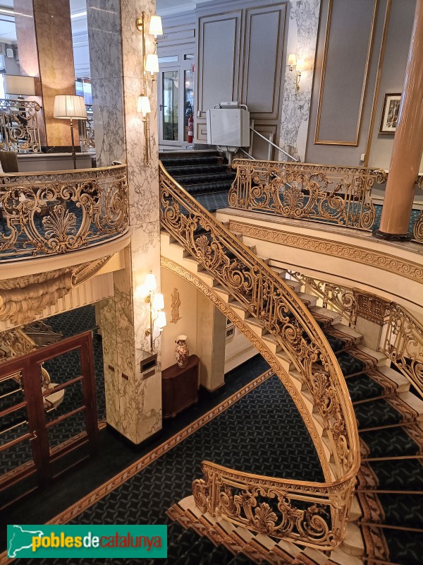 Barcelona - Hotel Avenida Palace (Gran Via, 605-607) (Foto: Anna Corcoll, 2024) Barcelona - Hotel Avenida Palace (Gran Via, 605-607)