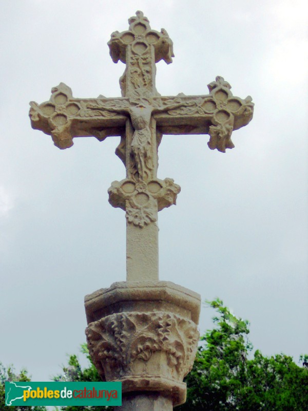 Sant Pere de Ribes - Creu de Ribes (Foto: Albert Esteves, 2006) Sant Pere de Ribes - Creu de Ribes