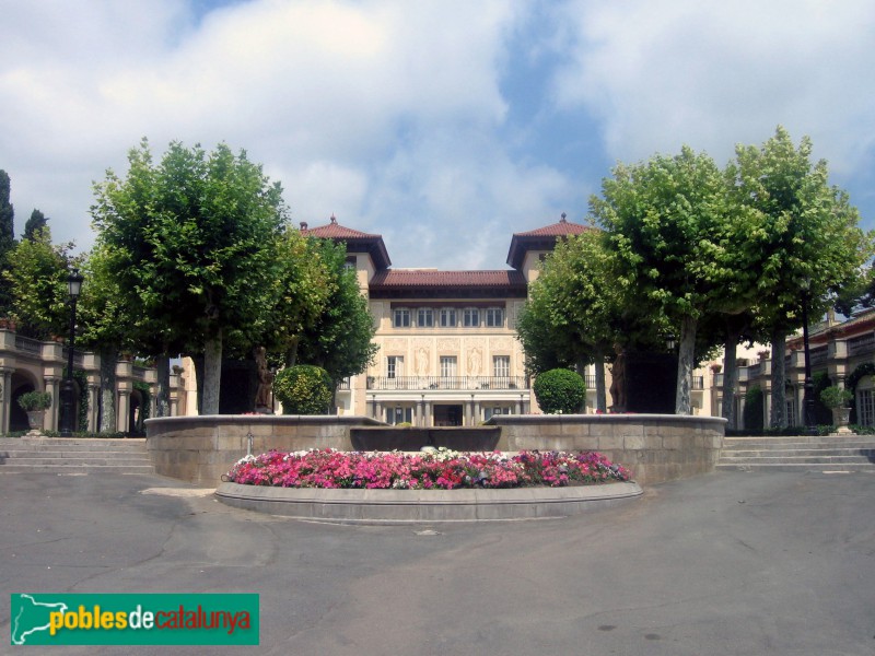 Sant Pere de Ribes - Mas Solers (Foto: Albert Esteves, 2006) Sant Pere de Ribes - Mas Solers