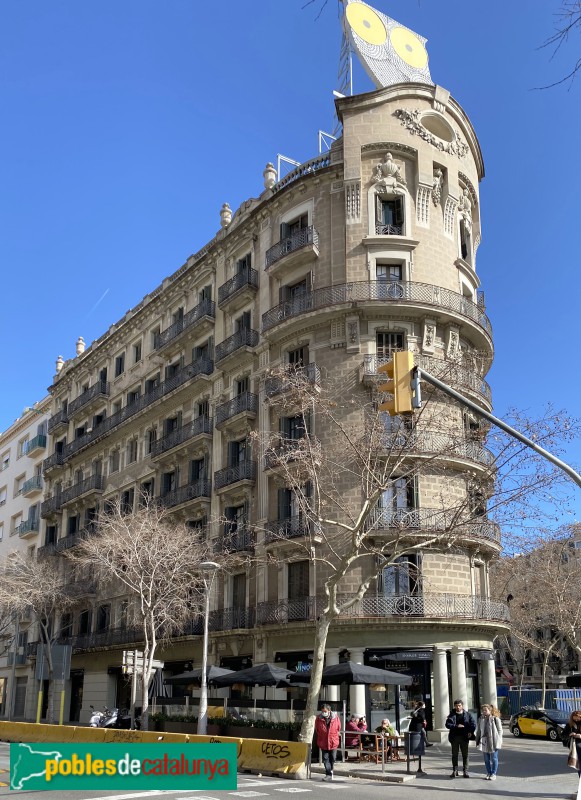 Barcelona - Diagonal, 372 (Foto: Albert Esteves, 2022) Barcelona - Diagonal, 372