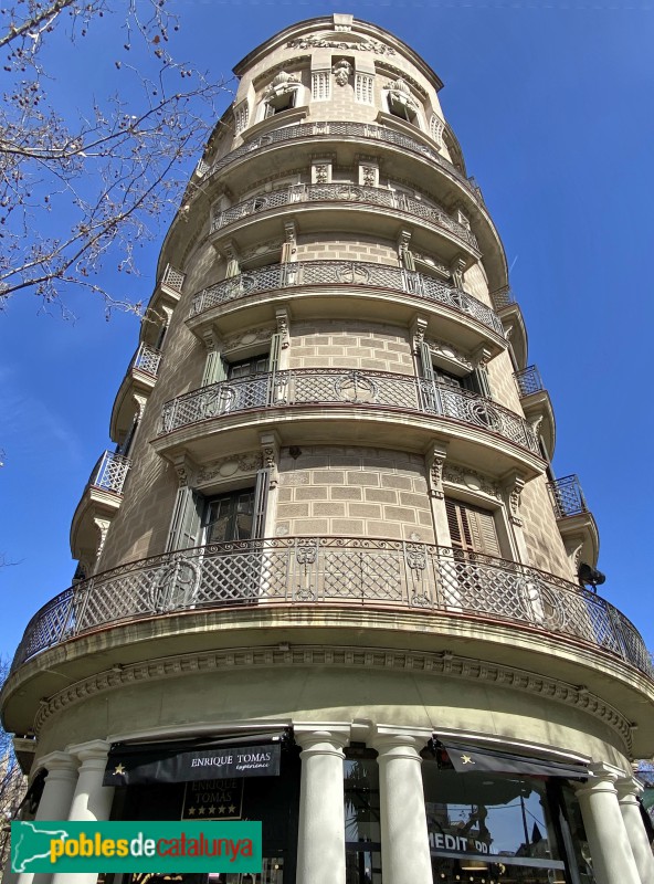 Barcelona - Diagonal, 372 (Foto: Albert Esteves, 2022) Barcelona - Diagonal, 372