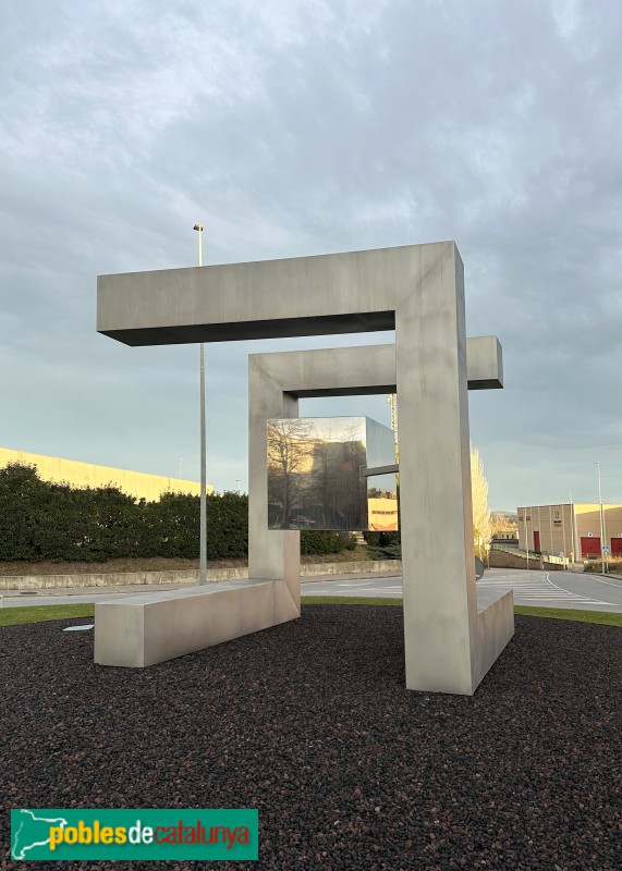 Riudellots de la Selva - Escultura del Polígon