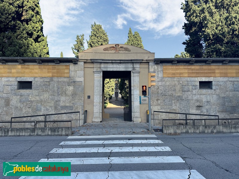 Girona - Cementiri. Tanca exterior (Foto: Albert Esteves, 2024) Girona - Cementiri. Tanca exterior