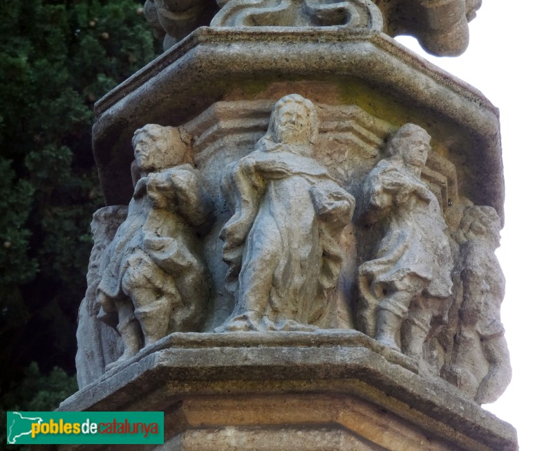 Girona - Cementiri. Creu Bonica (Foto: Albert Esteves, 2024) Girona - Cementiri. Creu Bonica