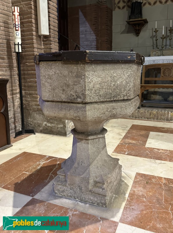 Cervelló - Església de Sant Esteve. Pica baptismal
