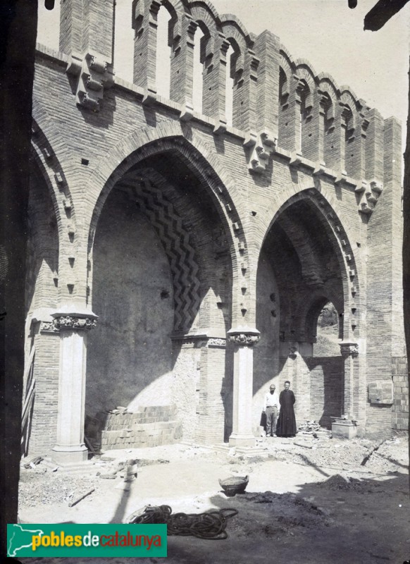 Cervelló - Sant Esteve de Cervelló durant la seva construcció