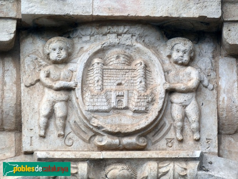 Alforja - Església de Sant Miquel. Detall de la portada