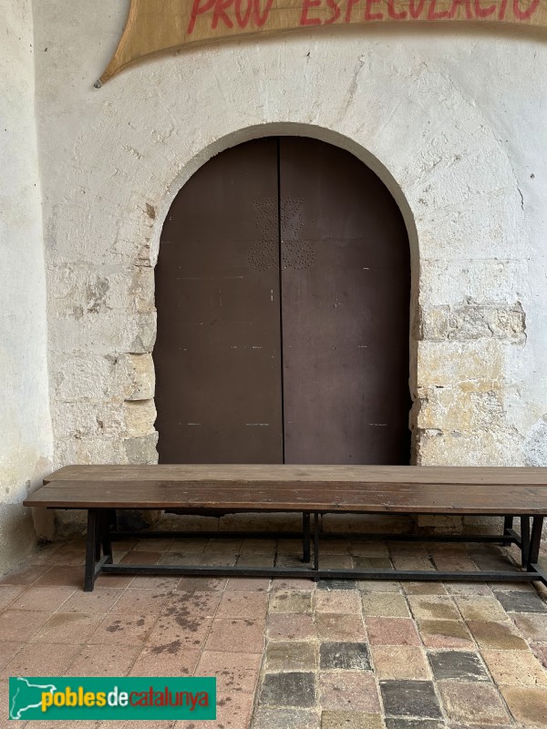 Alforja - Santuari de Puigcerver. Porta de l'església