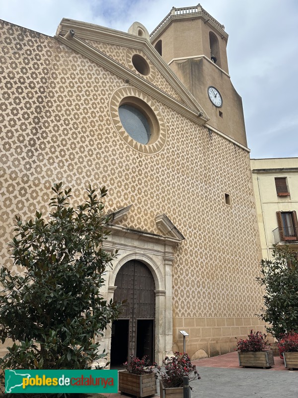 Riudecols - Església de Sant Pere (Foto: Albert Esteves, 2025) Riudecols - Església de Sant Pere