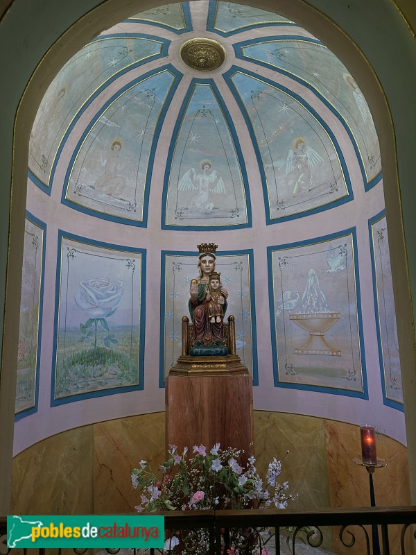 Riudecols - Església de Sant Pere. Capella pintada per Pere Calderó (Foto: Albert Esteves, 2025) Riudecols - Església de Sant Pere. Capella pintada per Pere Calderó