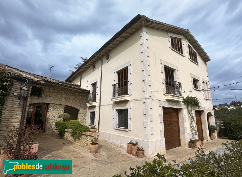 Castellbisbal - Can Campanyà. Masia mderna