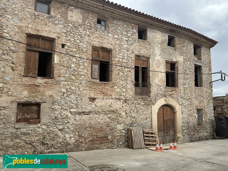 Riudecols - Les Voltes. Cal Comes