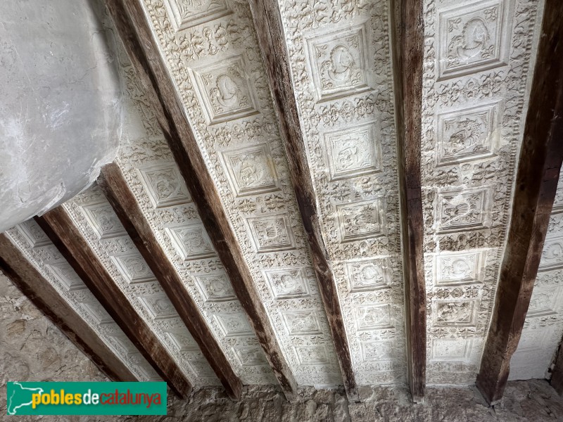 Avinyonet del Penedès - Sant Sebastià dels Gorgs. Enteixinat del campanar