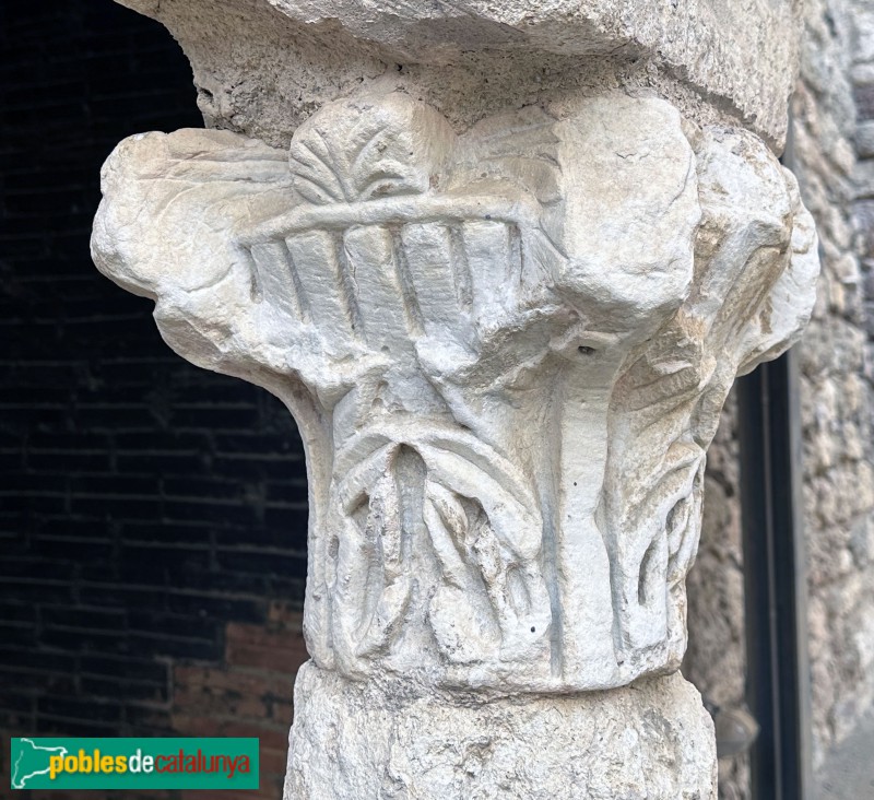 Avinyonet del Penedès - Sant Sebastià dels Gorgs. Capitell d'època romana