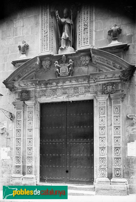 Barcelona - Església de Sant Sever. Portada