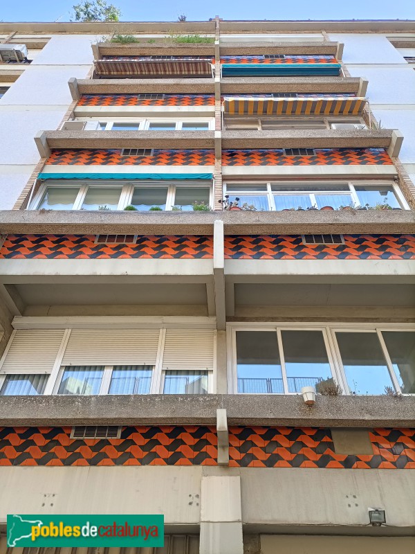 Barcelona - Brusi, 39-41