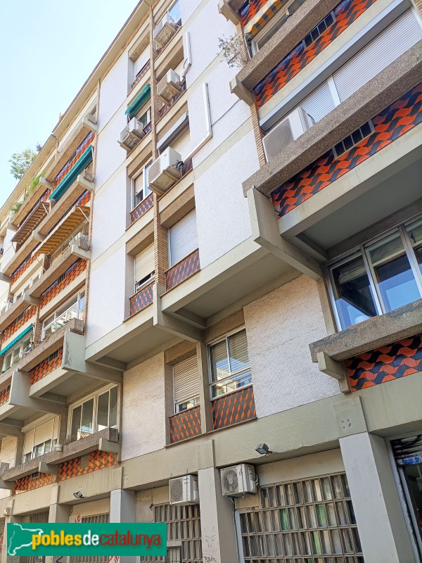 Barcelona - Brusi, 39-41