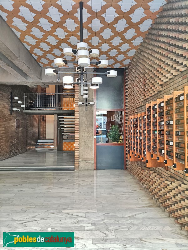 Barcelona - Sant Elies, 11-19