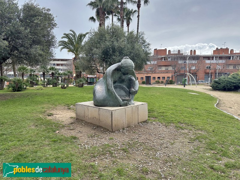 La Selva del Camp - Escultura <i>La Plegadora d'Avellanes</i>