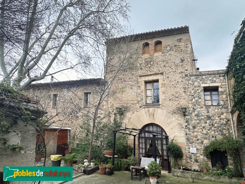 La Selva del Camp- Ermita de Paretdelgada. Casa de l'ermità (Foto: Albert Esteves, 2025) La Selva del Camp- Ermita de Paretdelgada. Casa de l'ermità