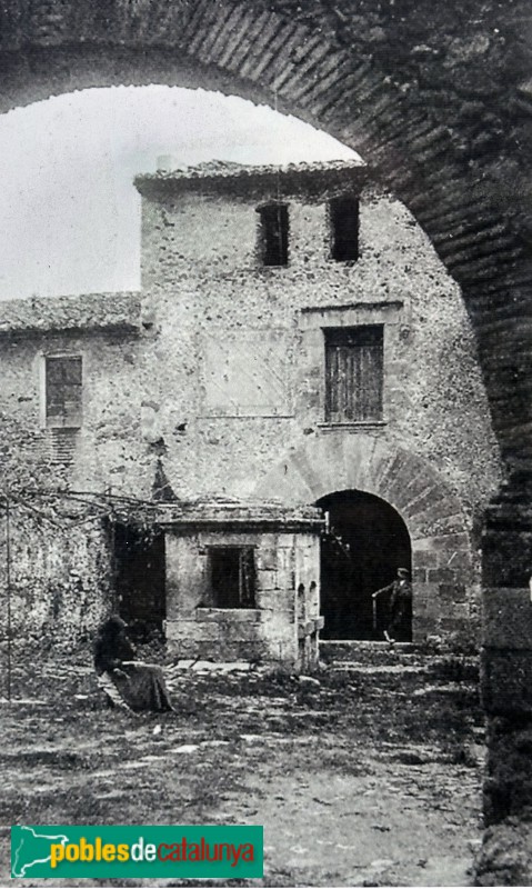 La Selva del Camp- Ermita de Paretdelgada. Casa de l'ermità (Foto: <i>AHMSC</i>, c1920) La Selva del Camp- Ermita de Paretdelgada. Casa de l'ermità