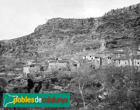 Arbolí - Nucli antic (Foto: <i>Marcel·lí Gausachs -Arxiu Fotogràfic Centre Excursionista de Catalunya-</i>, 1915-30) Arbolí - Nucli antic