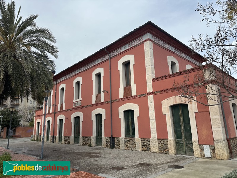 Girona - Antiga estació del tren d'Olot