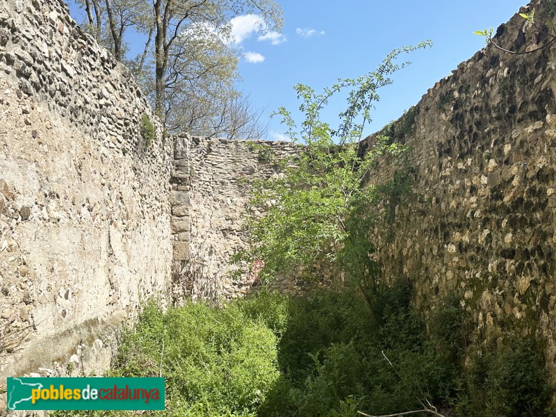 Fornells de la Selva - Capella de Santa Maria del Castell (Foto: Albert Esteves, 2025) Fornells de la Selva - Capella de Santa Maria del Castell