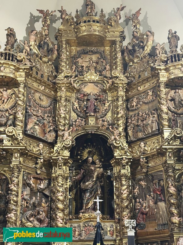 Mataró - Basílica de Santa Maria - Retaule del Roser (Foto: Albert Esteves, 2025) Mataró - Basílica de Santa Maria - Retaule del Roser
